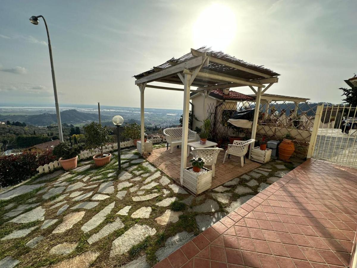Villetta Belvedere By Nicola Luxury Properties Corsanico-Bargecchia Екстериор снимка